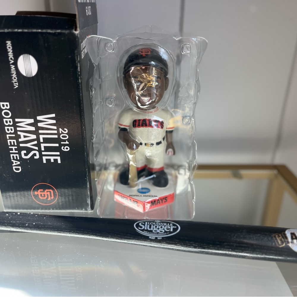 Willie Mays San Francisco Giants Bobblehead - Mini Louisville bat SF Giants